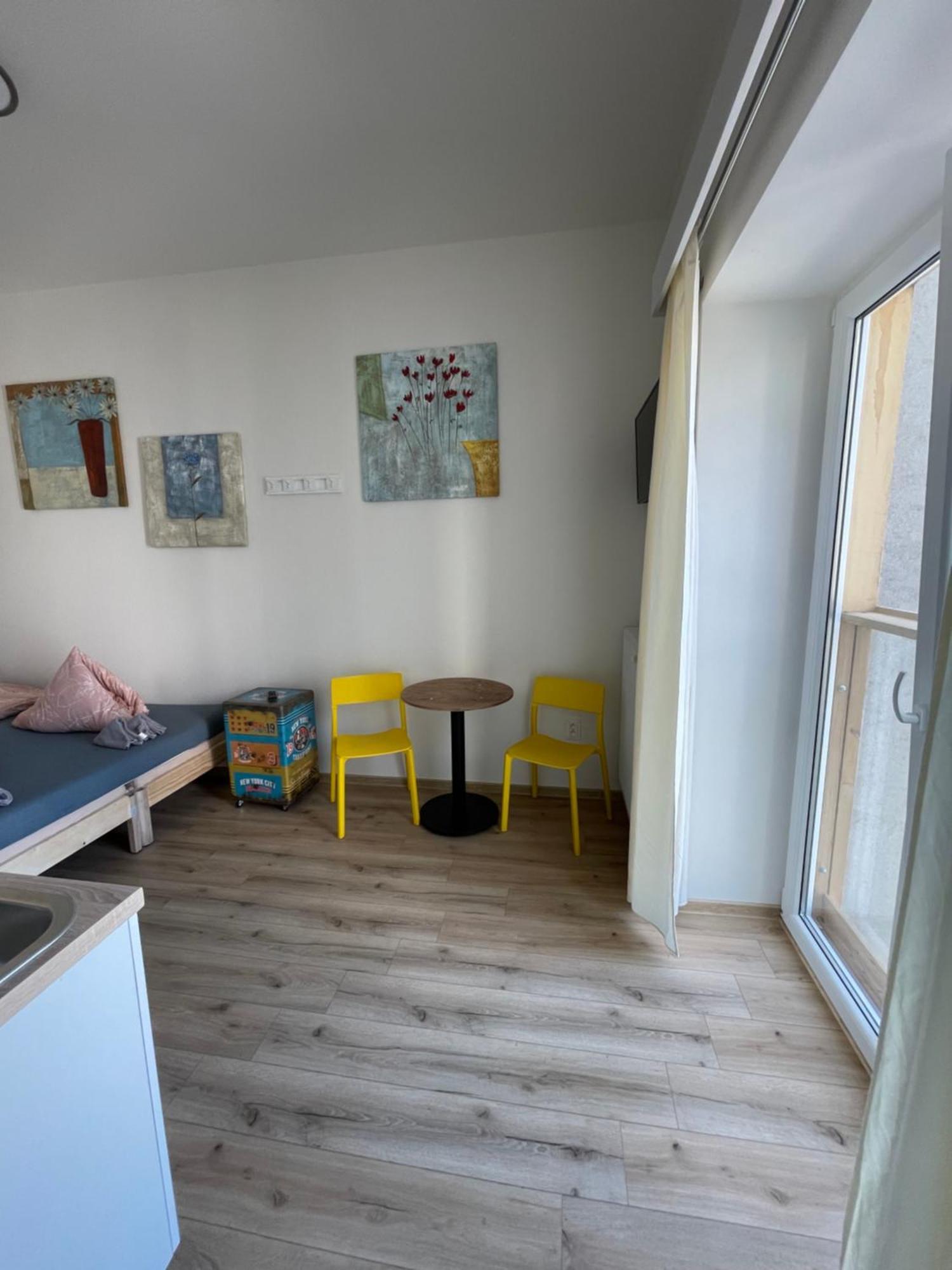 Garsoniera Ostrava City Centr, Na Hradbach 118 Kültér fotó